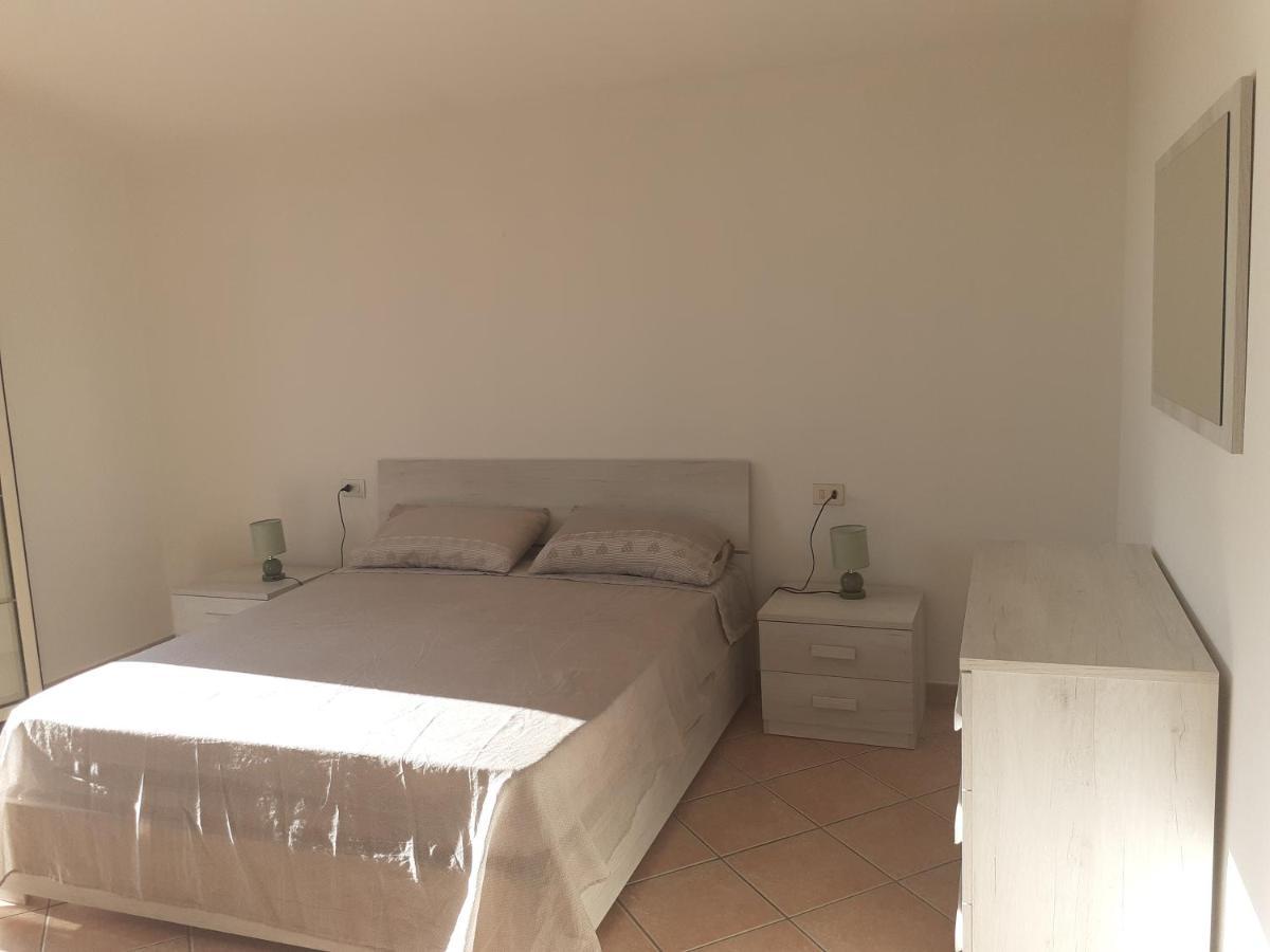 Appartamento A Pula In Zona Residenziale エクステリア 写真