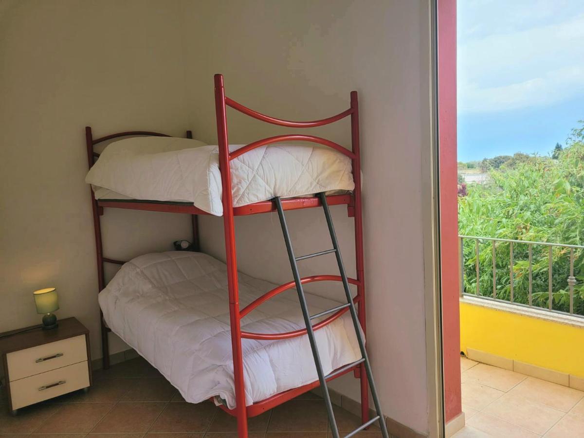 Appartamento A Pula In Zona Residenziale エクステリア 写真