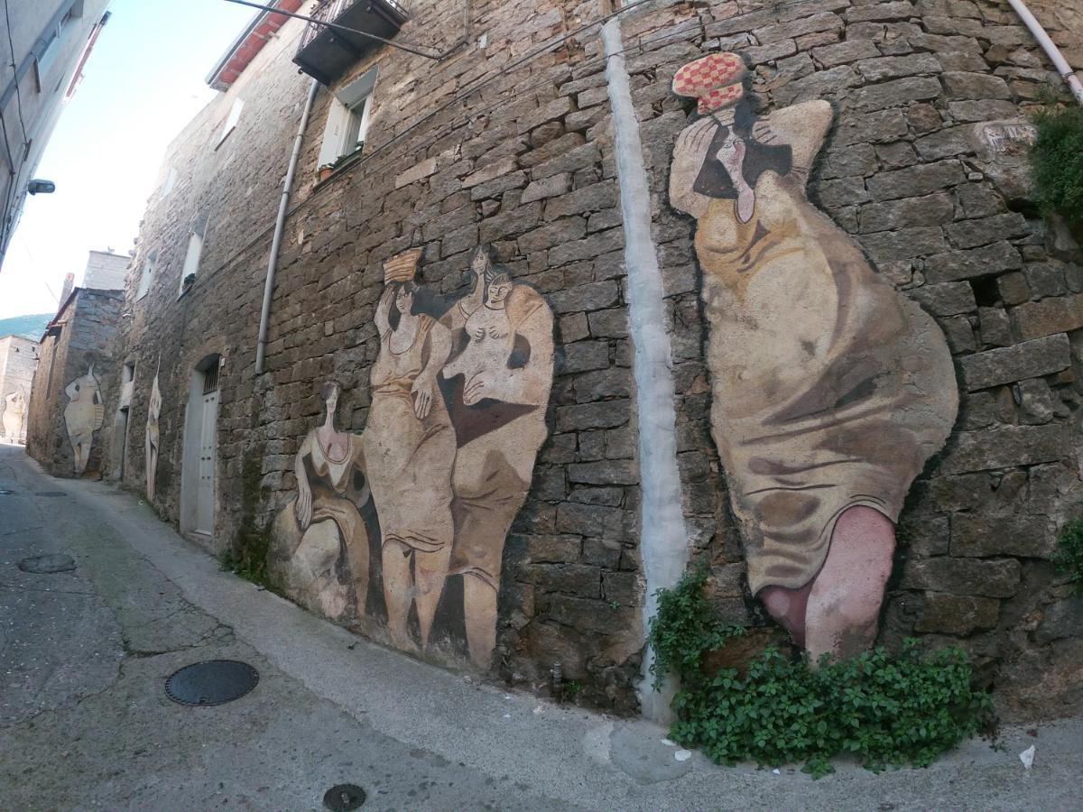 Appartamento A Pula In Zona Residenziale エクステリア 写真