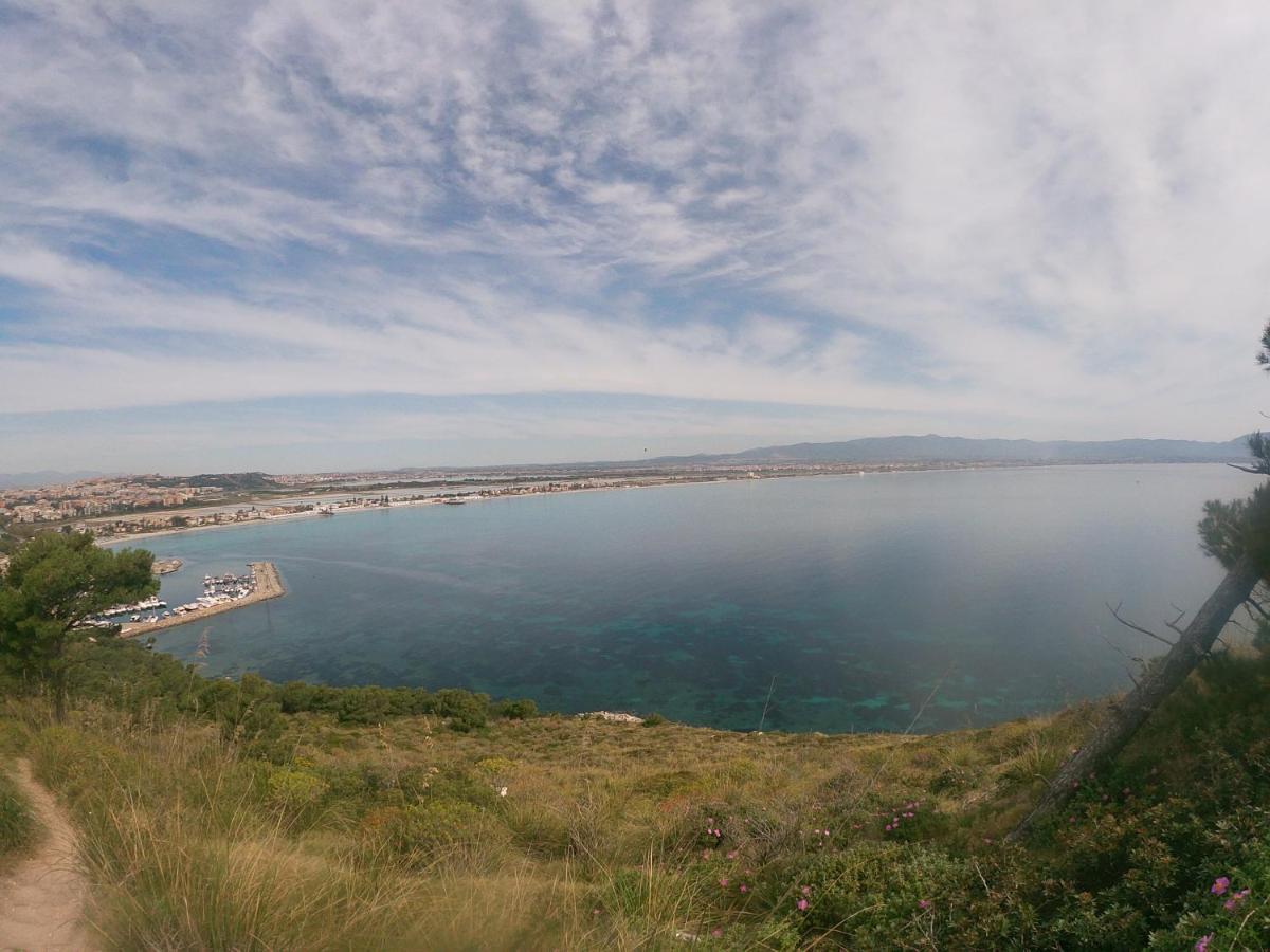 Appartamento A Pula In Zona Residenziale エクステリア 写真