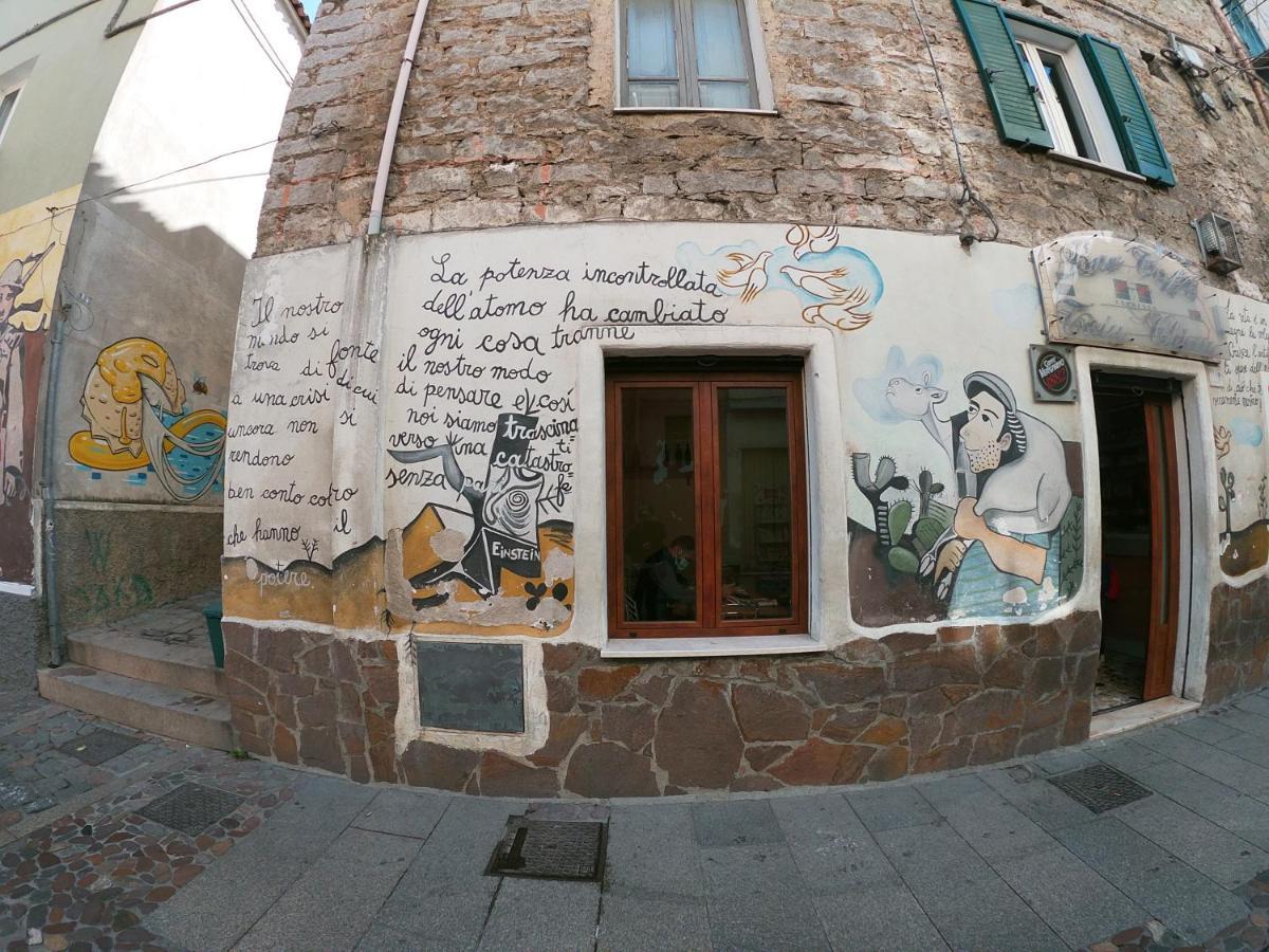 Appartamento A Pula In Zona Residenziale エクステリア 写真